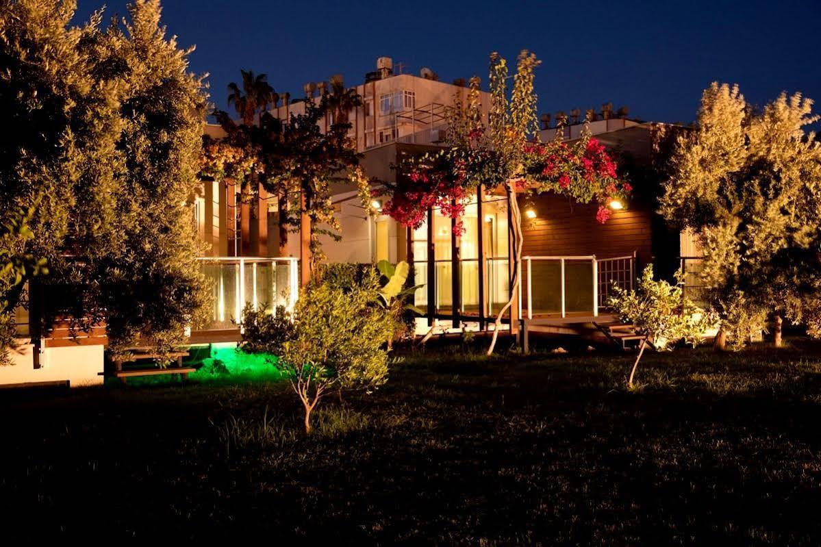 Garden Hotel