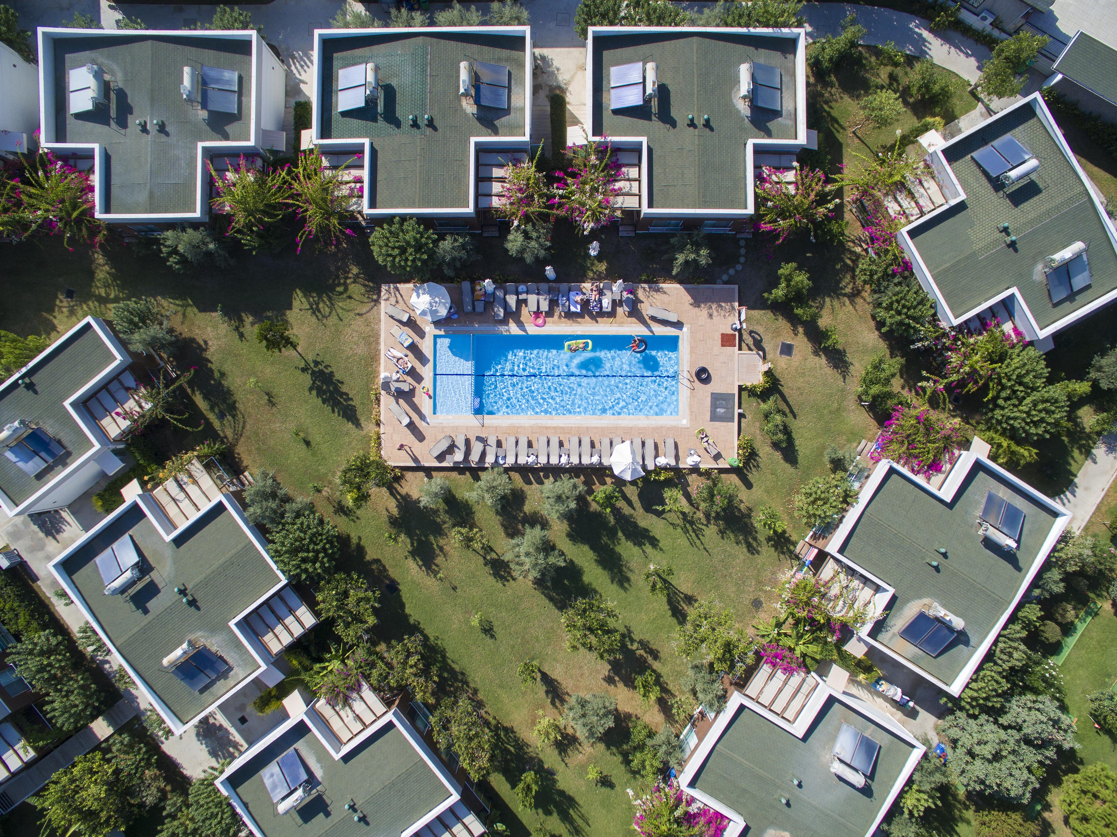 Garden Hotel